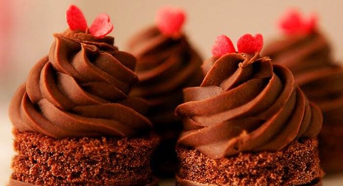 Receita Deliciosa de Mini Bolo de Brigadeiro